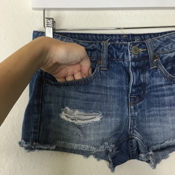 American Eagle Jean Shorts - Picture 3 of 5